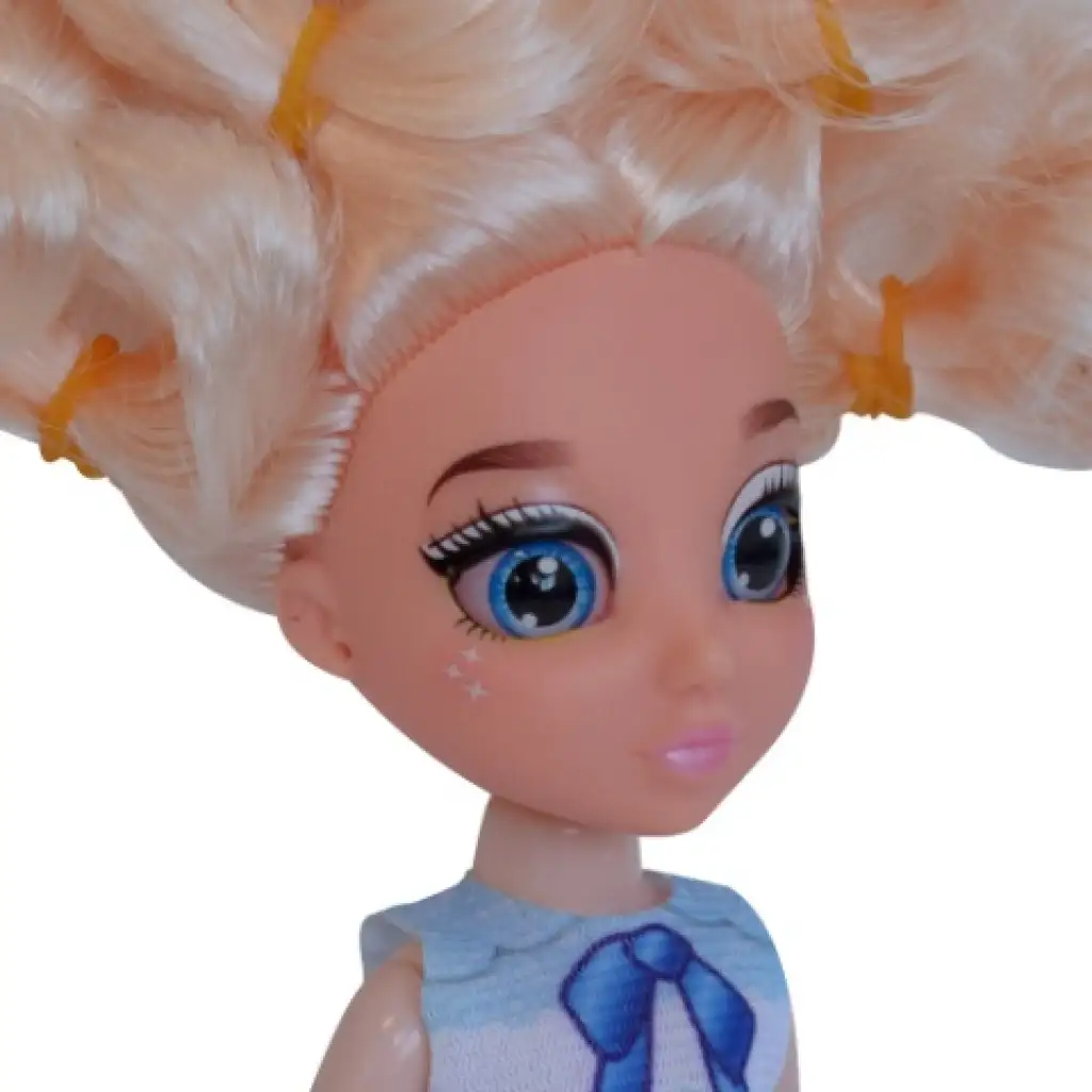 Katie és barátnői meglepetéscsomag kép 4