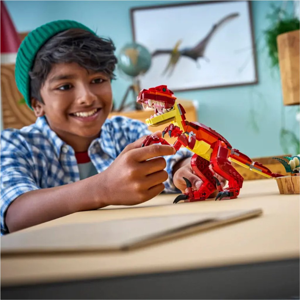 LEGO® Creator: Veszedelmes dinoszaurusz (31379) kép 5