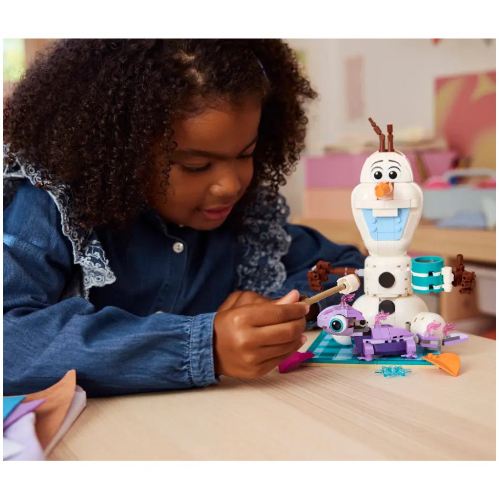 LEGO® Disney: Olaf és Bruni vidám piknikezése (43287) kép 4