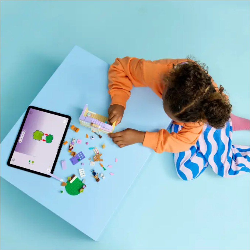 LEGO® Friends: Heartlake City nyuszipanzió (42679) kép 5