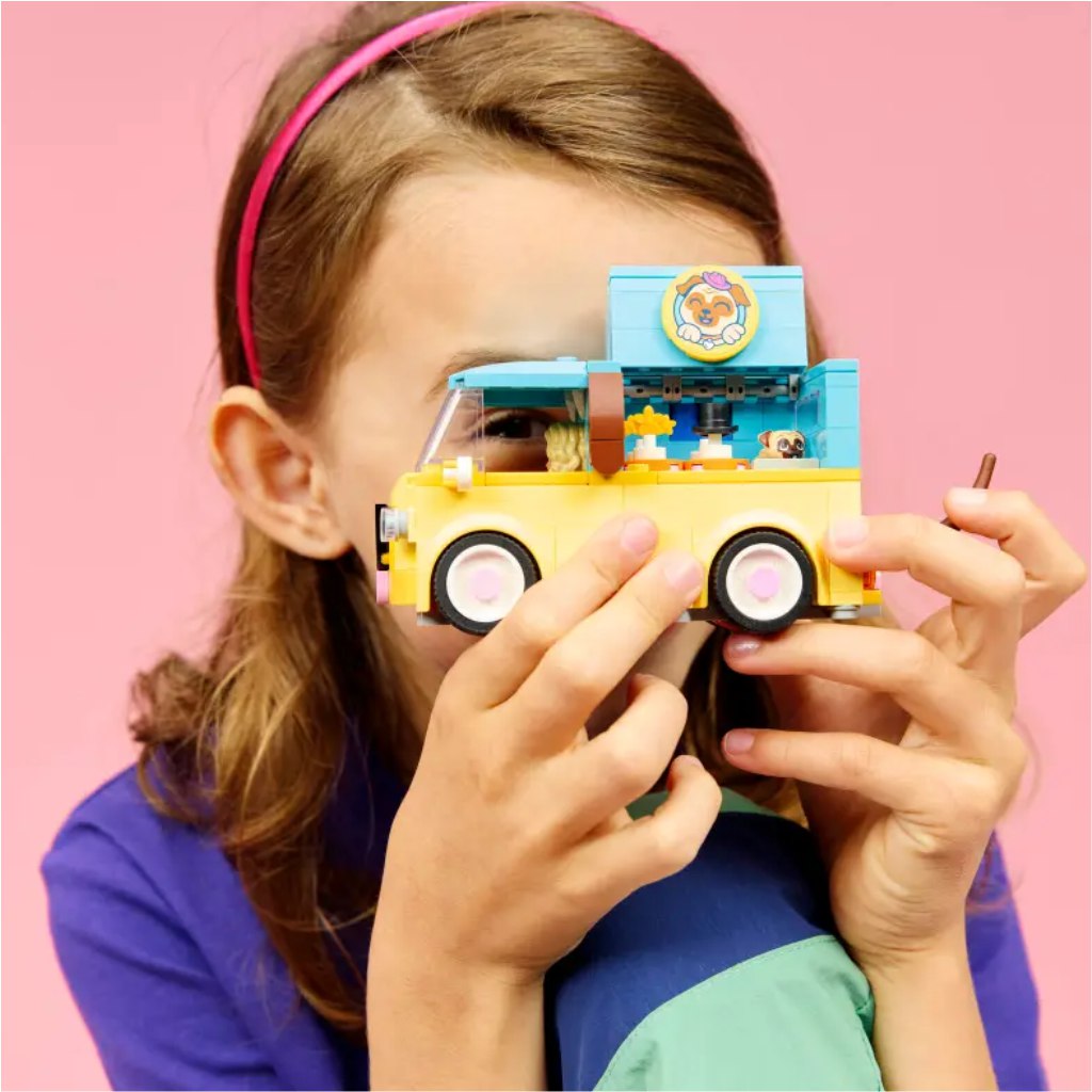 LEGO® Friends: Kisteherautó kisállatfelszerelésekkel (42678) kép 4