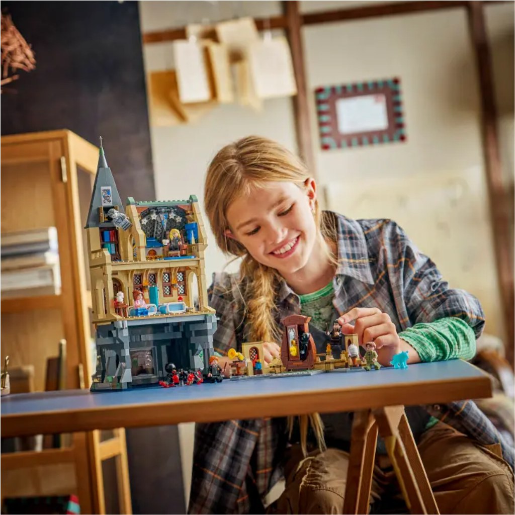 LEGO® Harry Potter: Roxfort™ kastély: Gyengélkedő (76463) kép 4