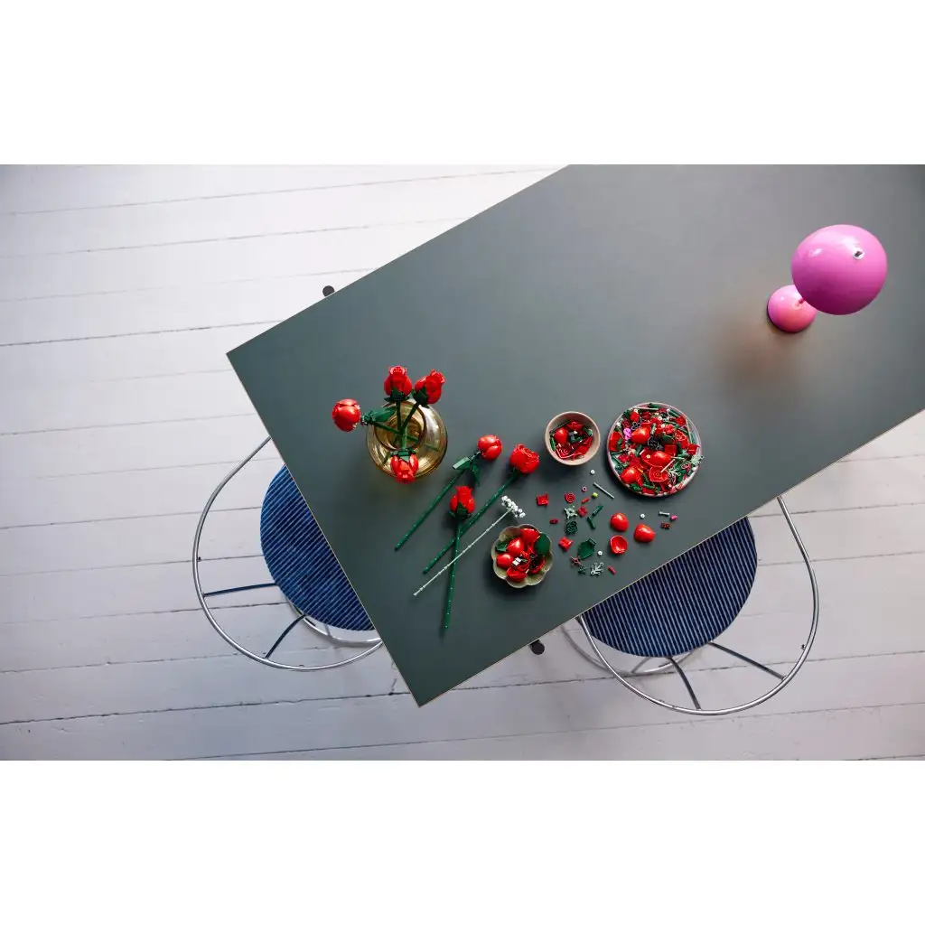 LEGO® Icons: Rózsacsokor (10328) kép 3