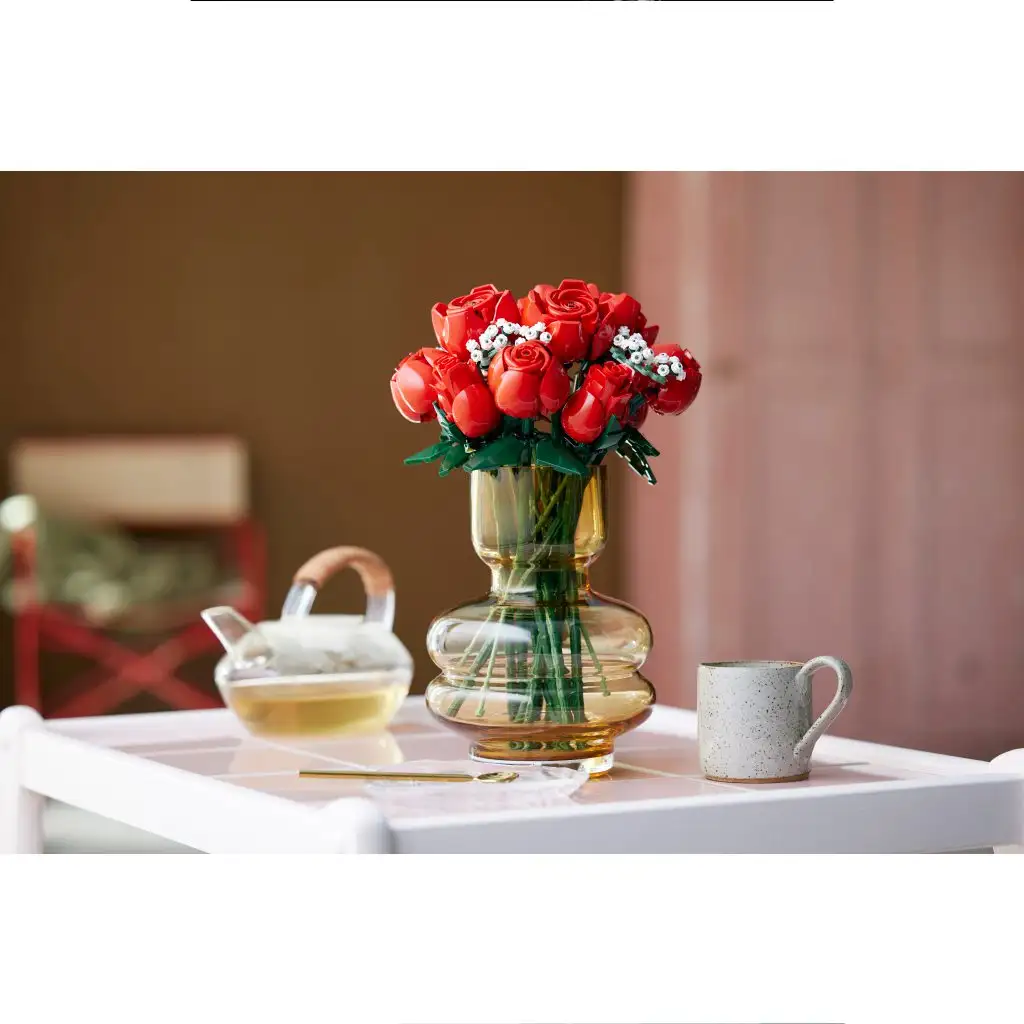 LEGO® Icons: Rózsacsokor (10328) kép 6