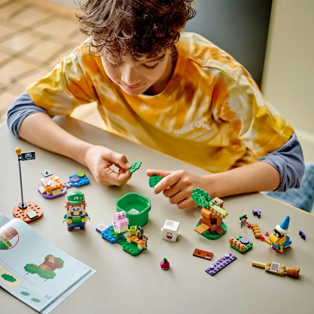 LEGO® Super Mario™: Kalandok az interaktív Luigi figurával (71440) kép 4
