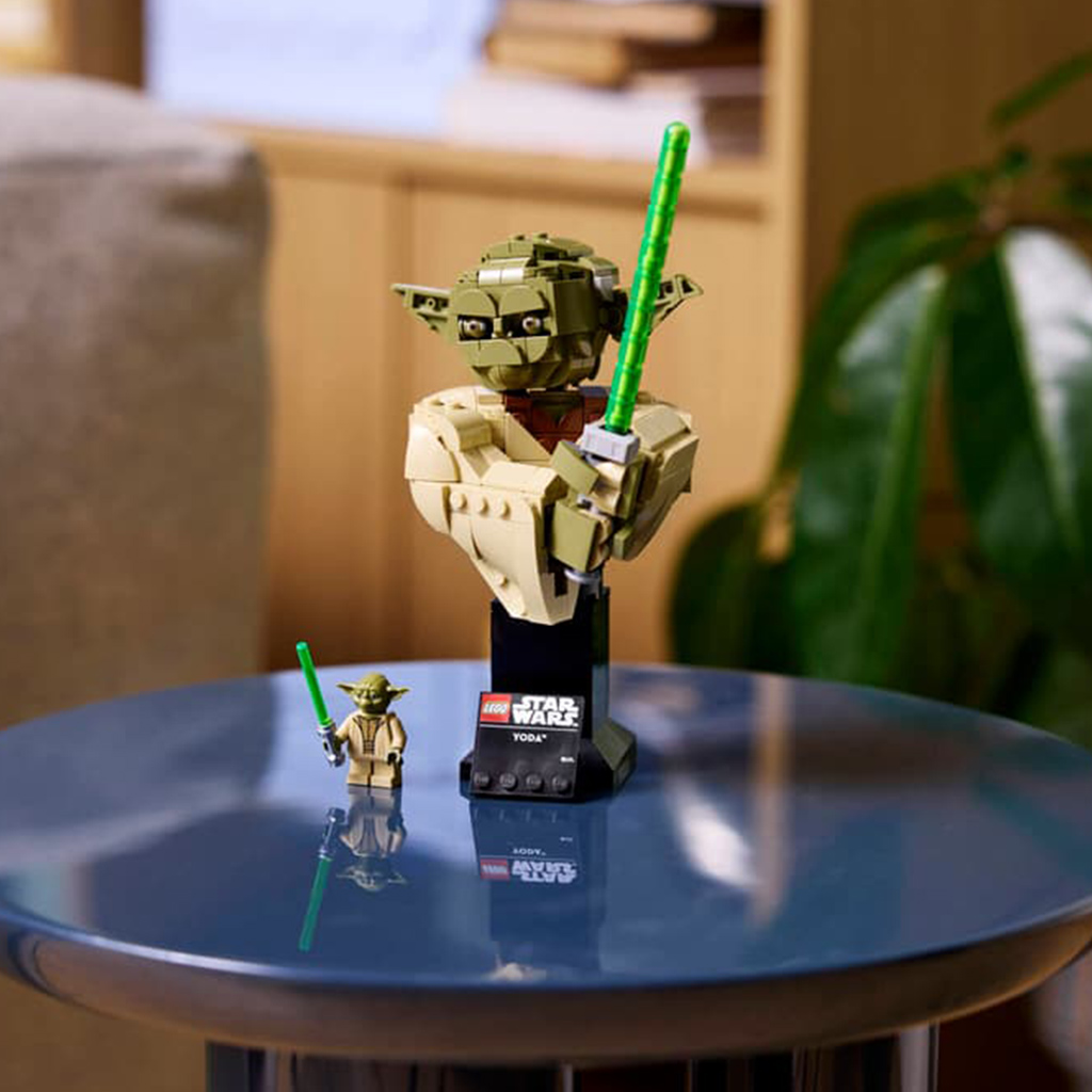 LEGO® Star Wars™: Yoda™ mellszobor (75438) kép 6