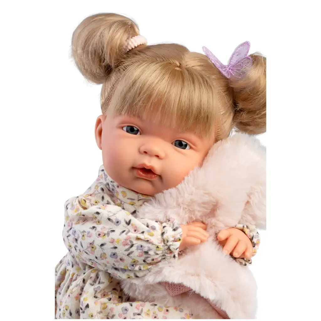 Llorens: Joelle 38cm-es baba hanggal szőrös mellényben kép 3