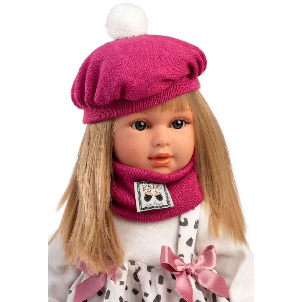 Llorens: 40cm-es Carla baba rózsaszín sapkában divatos ridiküllel kép 4