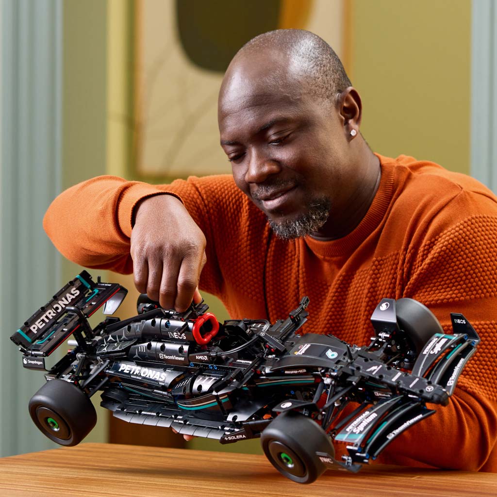 LEGO® Technic: Mercedes-AMG F1 W14 E Performance (42171) kép 7