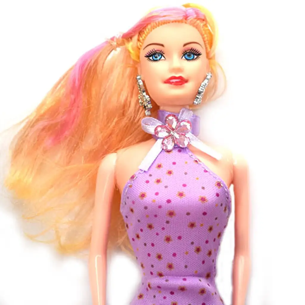 Nicky: Szabina öltöztethető 25cm-es divatbaba négyféle változatban 1db kép 4