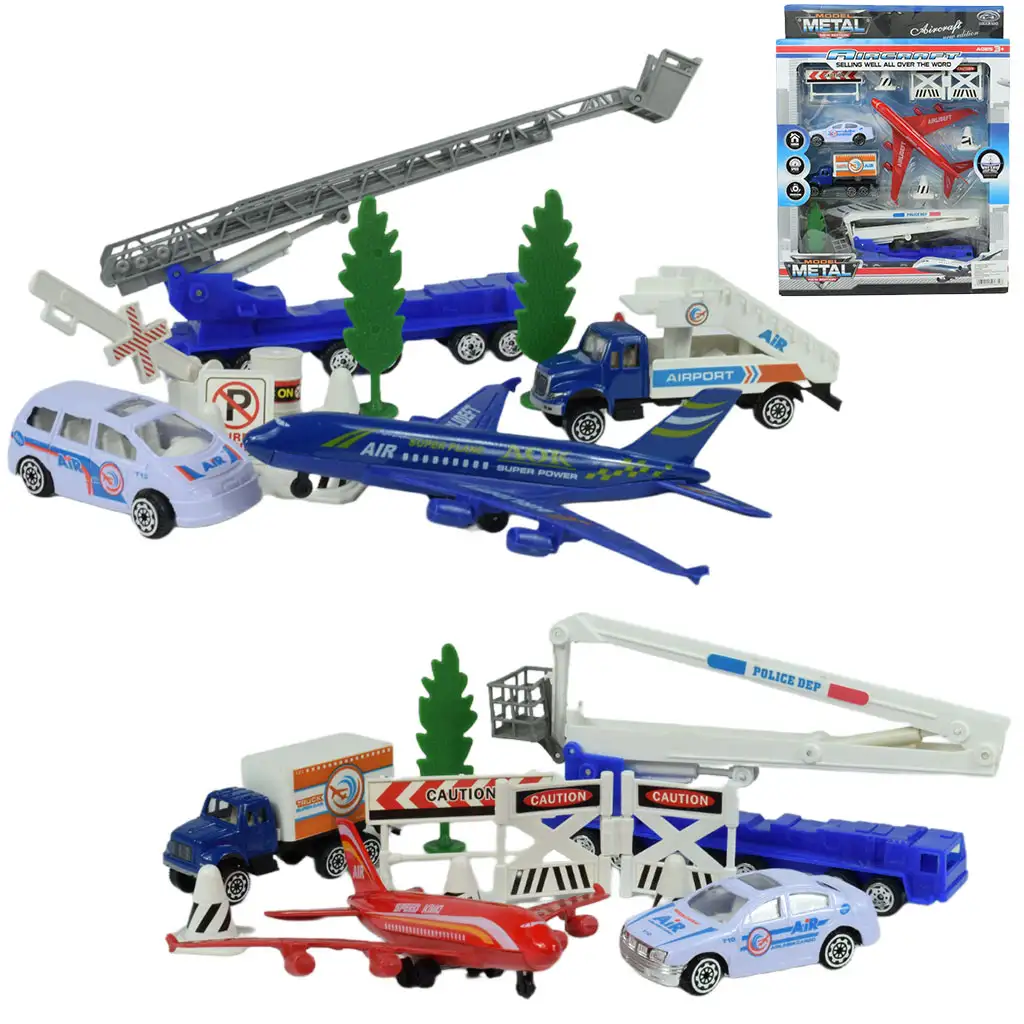 Aircraft: Reptülőtéri játékszett járművekkel, repülővel és kiegészítőkkel kétféle változatban