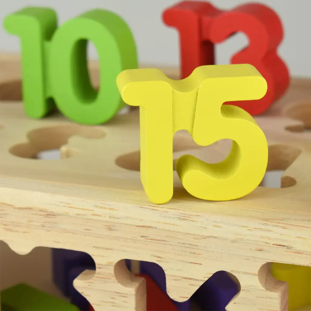 Beilaluna: Fa formaválogatós húzható kocsi számokkal kép 4