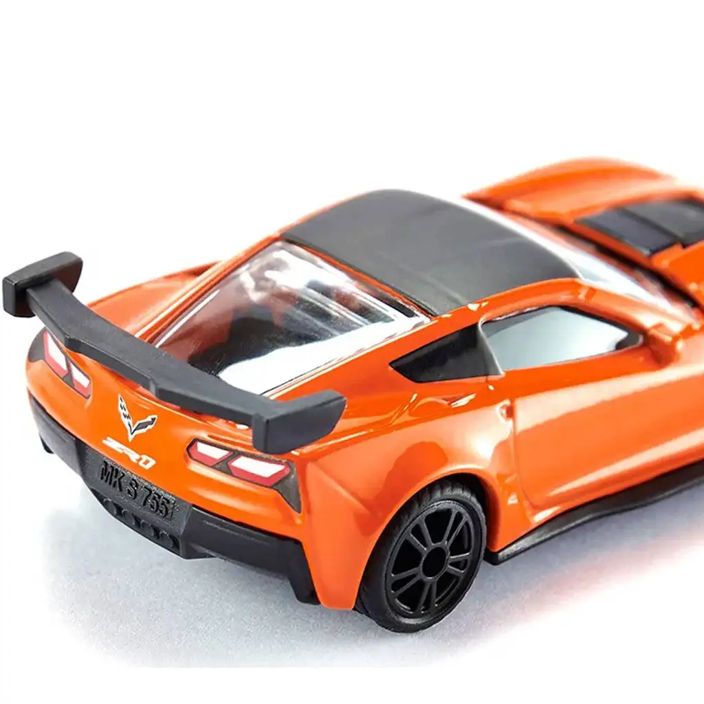 SIKU Chevrolet Corvette ZR1 kisautó 1/64 kép 3