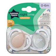 Tommee Tippee: Night Time 2 db-os fluoreszkáló ortodontikus cumi szett több változatban (0-6 hó)